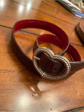 Brighton Heart Buckle Leather Reversible Crock Embossed Belt. Brown and Red M/L